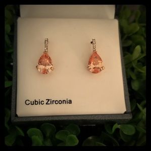 Champagne gem stone earings